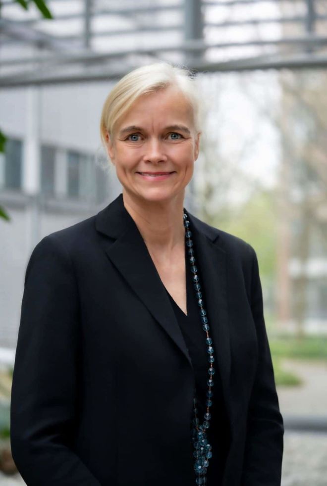 Siemens Dr. Carla Kriwet