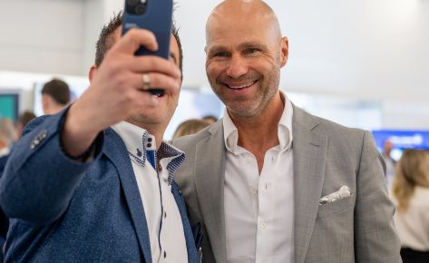 Roger Rankel Through the Lens: The Art of Capturing the Moment